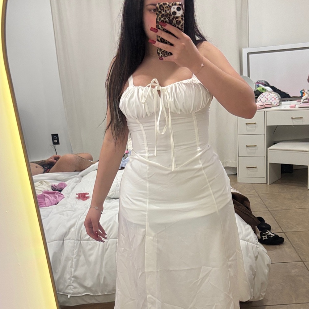 Elegant White Corset Dress
